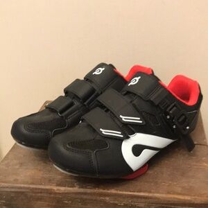 Women’s Peloton Shoes Size 38